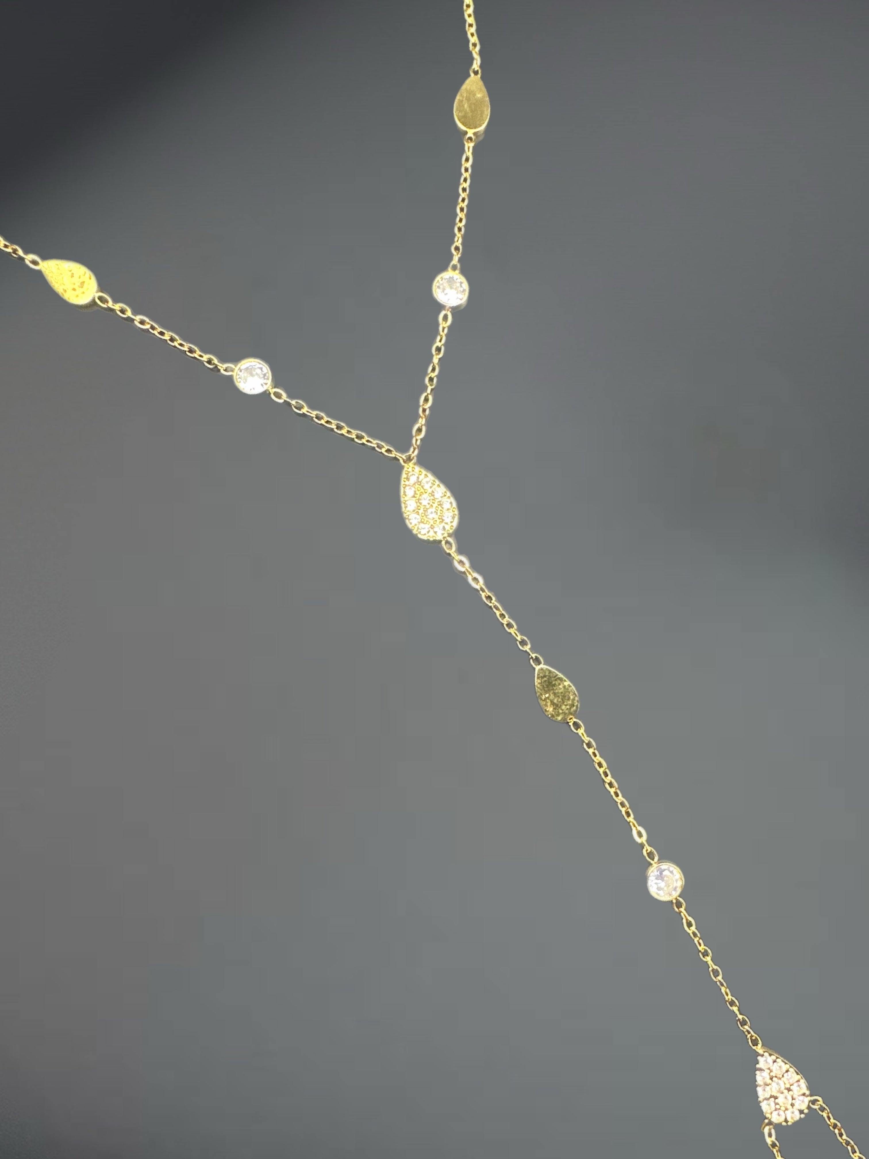 Chaine de main Jasmine - acier inoxydable plaqué or